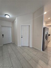 3024 Skyline Blvd in Cape Coral, FL - Building Photo - Building Photo