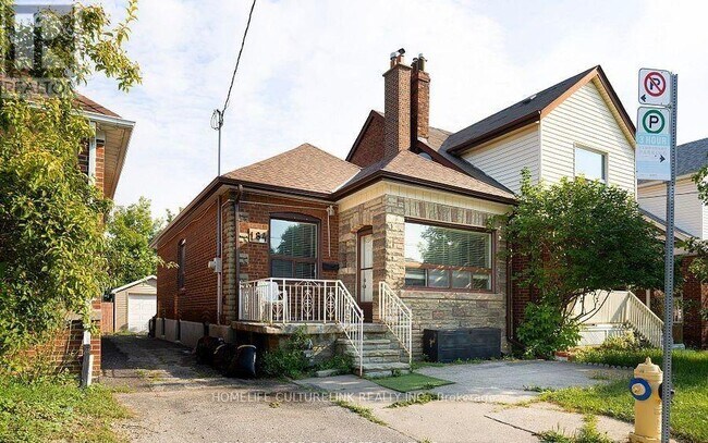 184 Livingstone Ave in Toronto, ON - Building Photo - Building Photo