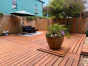 836 Josephine St in New Orleans, LA - Building Photo - Building Photo