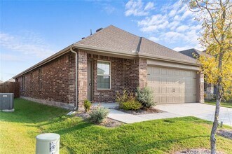 1018 Stones Throw Dr in Princeton, TX - Building Photo - Building Photo