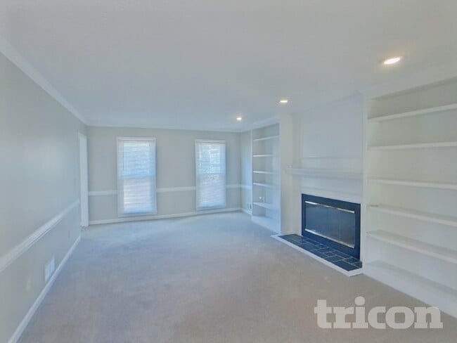 215 Comstock Ct in Lawrenceville, GA - Building Photo - Building Photo