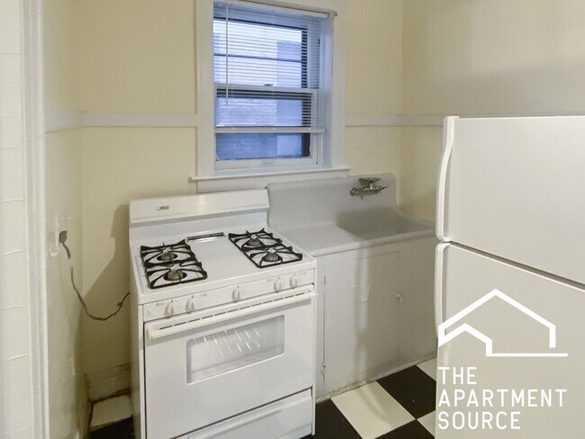 property at 430 W Surf St