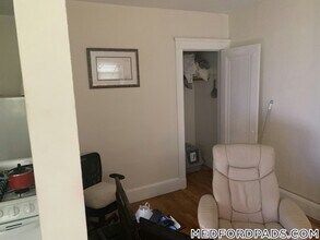 53 Fellsway W in Medford, MA - Building Photo - Building Photo
