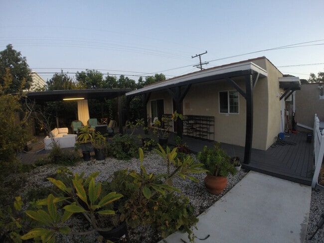 property at 3720 Elm Ave