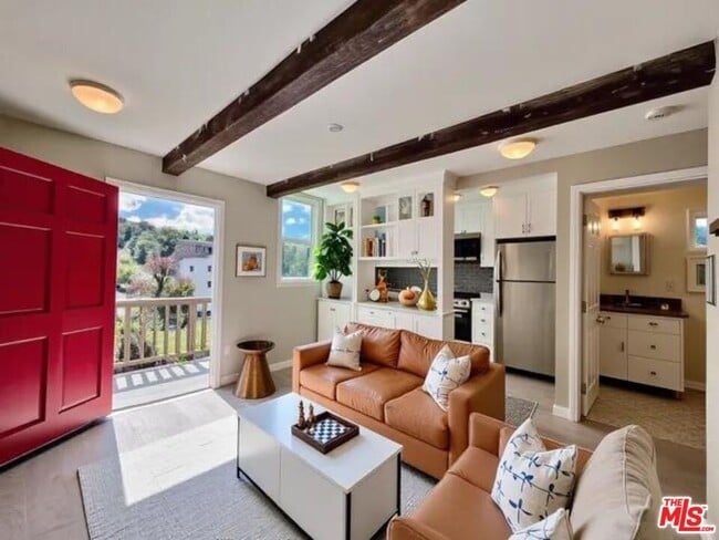 property at 1920 Preston Ave