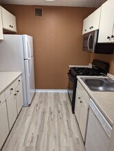 44 Washington St, Unit 602 in Brookline, MA - Foto de edificio - Building Photo