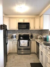 150 Orleans St in Boston, MA - Building Photo - Building Photo