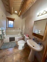 413 Valverde St in Taos, NM - Building Photo - Building Photo