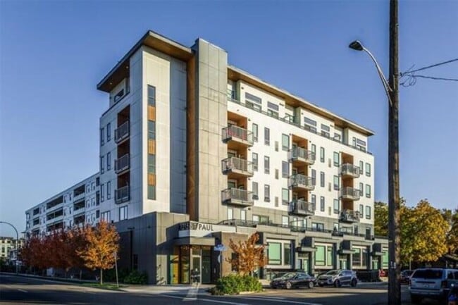property at 1215-1215 St Paul St
