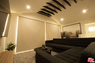 9042 Phyllis Ave in West Hollywood, CA - Building Photo - Building Photo