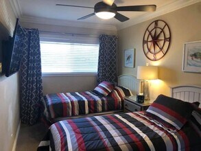 4975 Sandyland Rd, Unit h in Carpinteria, CA - Building Photo - Building Photo