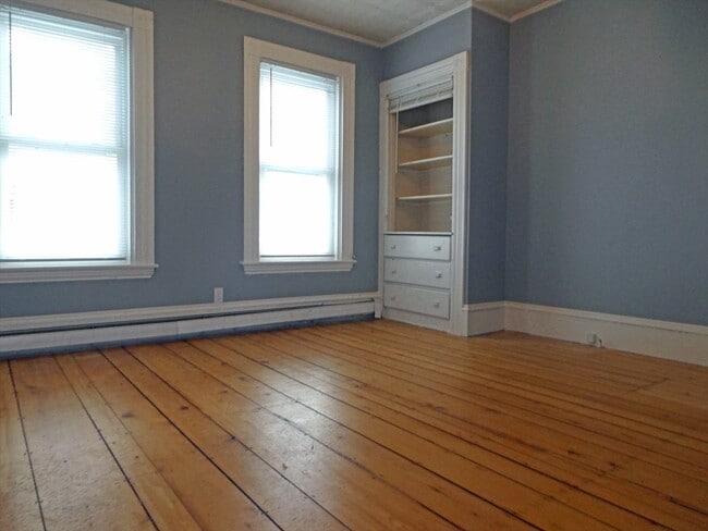 55 Everett St in Middleboro, MA - Building Photo - Building Photo