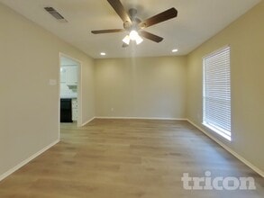 2710 Jewell Dr in Arlington, TX - Building Photo - Building Photo