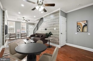 2033 N Mascher St in Philadelphia, PA - Building Photo