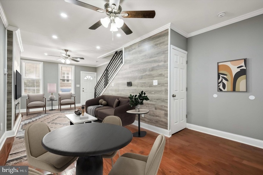 2033 N Mascher St in Philadelphia, PA - Building Photo