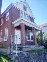 231 Oak St in Ludlow, KY - Building Photo