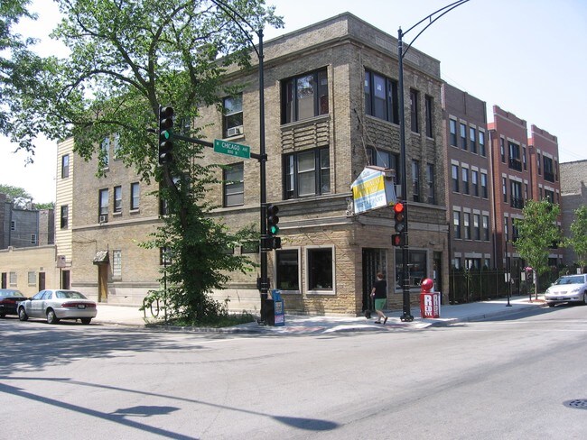 2301 W Chicago Ave