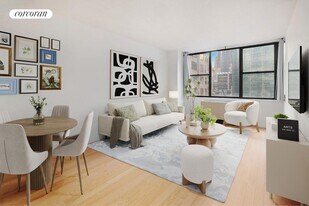 301 E 45th St in New York, NY - Building Photo