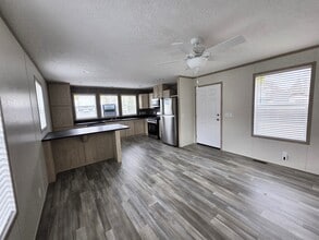 23479 Ada Ave in Warren, MI - Building Photo - Building Photo