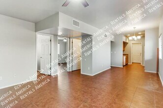 1013 E Halcyon Rd in Tucson, AZ - Building Photo - Building Photo