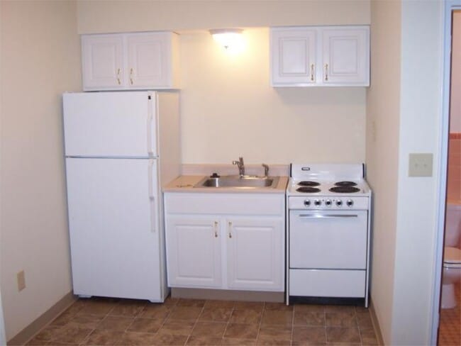 545 Howell Ave, Unit 6 in Cincinnati, OH - Foto de edificio - Building Photo