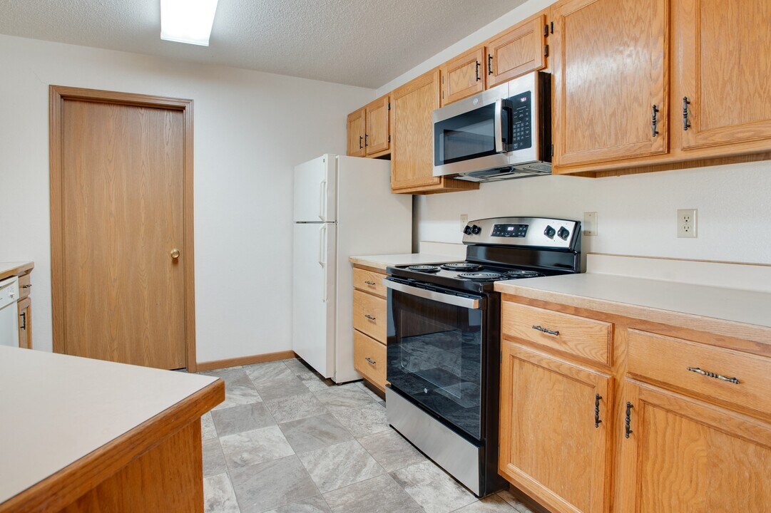 Bluemont Village Apartments in Fargo, ND - Foto de edificio