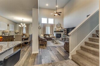 1805 Augustus Dr in Fort Worth, TX - Building Photo - Building Photo