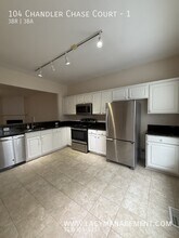 104 Chandler Chase Ct in Morrisville, NC - Foto de edificio - Building Photo