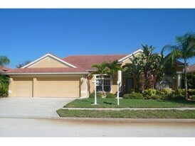 611 Oceanside Blvd in Indialantic, FL - Building Photo