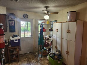 601 Thelma Dr in Austin, TX - Building Photo - Building Photo