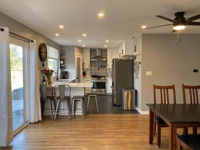 2914 Greyling Dr in San Diego, CA - Foto de edificio - Building Photo