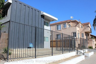 4262 Highland Ave in San Diego, CA - Foto de edificio - Building Photo