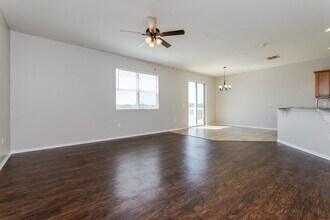 2394 Yellow Grass Ct in Apopka, FL - Building Photo - Building Photo