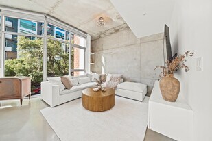 1050 Island Ave, Unit 205 in San Diego, CA - Building Photo