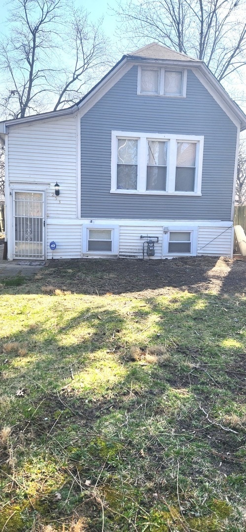 property at 253 W 118th St