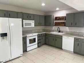 68 White Oak Ln in Little Rock, AR - Building Photo - Building Photo