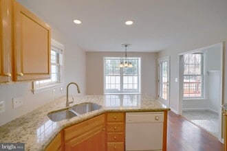 8 Longwood Dr in Mechanicsburg, PA - Building Photo - Building Photo