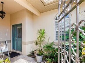 3422 E Chelmsford Ct in Sarasota, FL - Building Photo - Building Photo