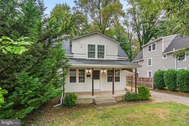 property at 715 Anderson Ave