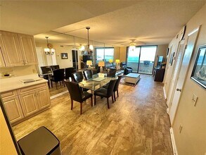 6009 Sea Ranch Dr, Unit 707 in Hudson, FL - Foto de edificio - Building Photo