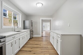 906 State St in Lemont, IL - Building Photo - Building Photo