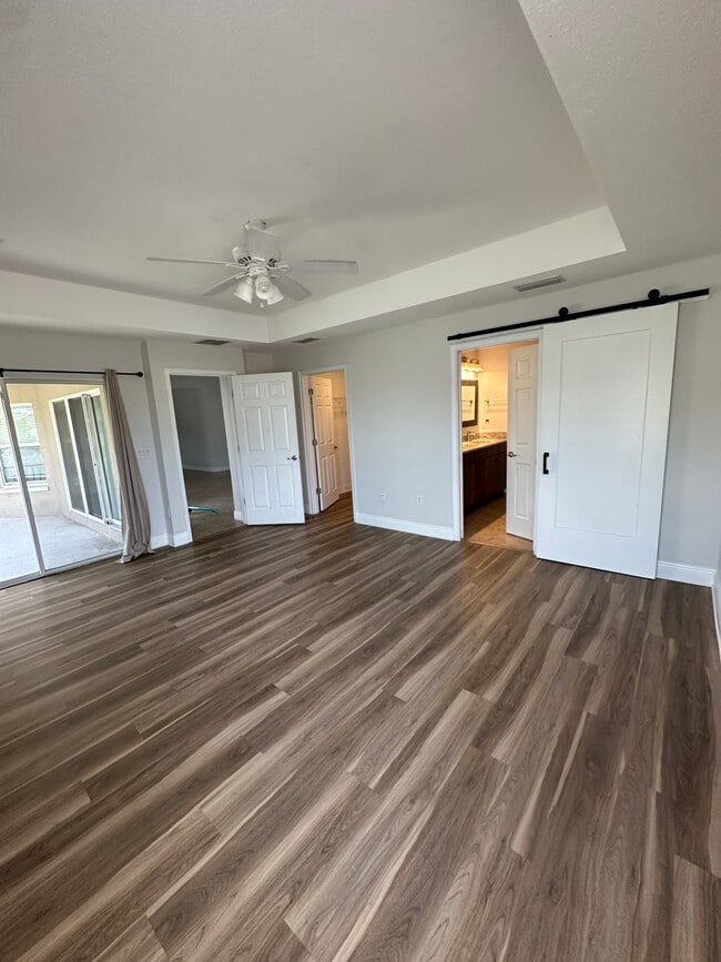 6501 Manila Palm Way in Apollo Beach, FL - Foto de edificio - Building Photo