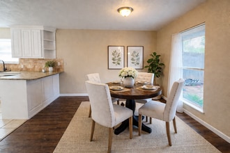 8316 NW 111th Terrace in Oklahoma City, OK - Building Photo - Building Photo