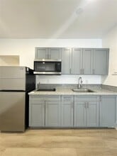 5545 N Miami Ave in Miami, FL - Building Photo - Building Photo
