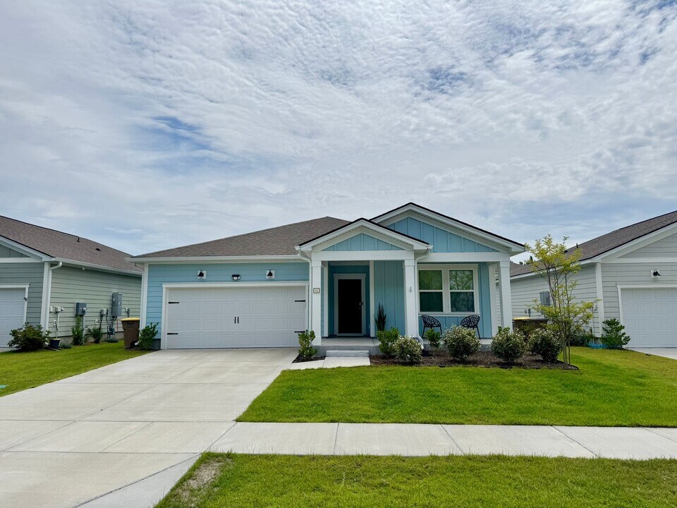 90 Cambium Cir in Richmond Hill, GA - Building Photo