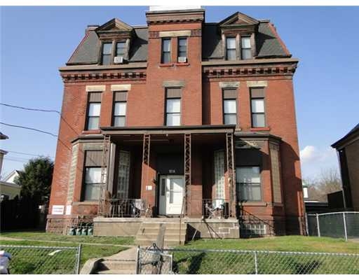 Eberhardt Apartments in Pittsburgh, PA - Building Photo - Building Photo