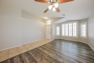 11517 W Bobcat Ct in Surprise, AZ - Building Photo - Building Photo