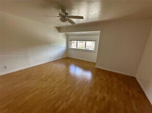 8247 NW 8th Pl in Plantation, FL - Building Photo - Building Photo