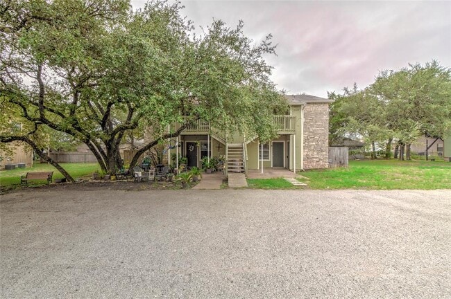 property at 400 Hedgewood Dr