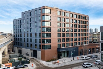 Panorama in Chicago, IL - Building Photo - Building Photo